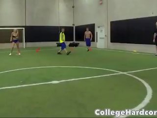 Kolegium sport dodgeball gra szybko staje się hardcore orgia łoł cr12385