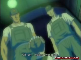 Hentai piga groupfucked hård av soldiers