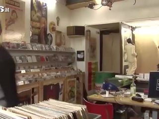 Diversão espectáculos alemão amadora anal em um loja