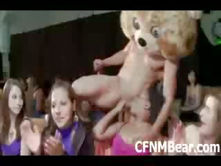 Amateur dolls suck a CFNM strippers shaft